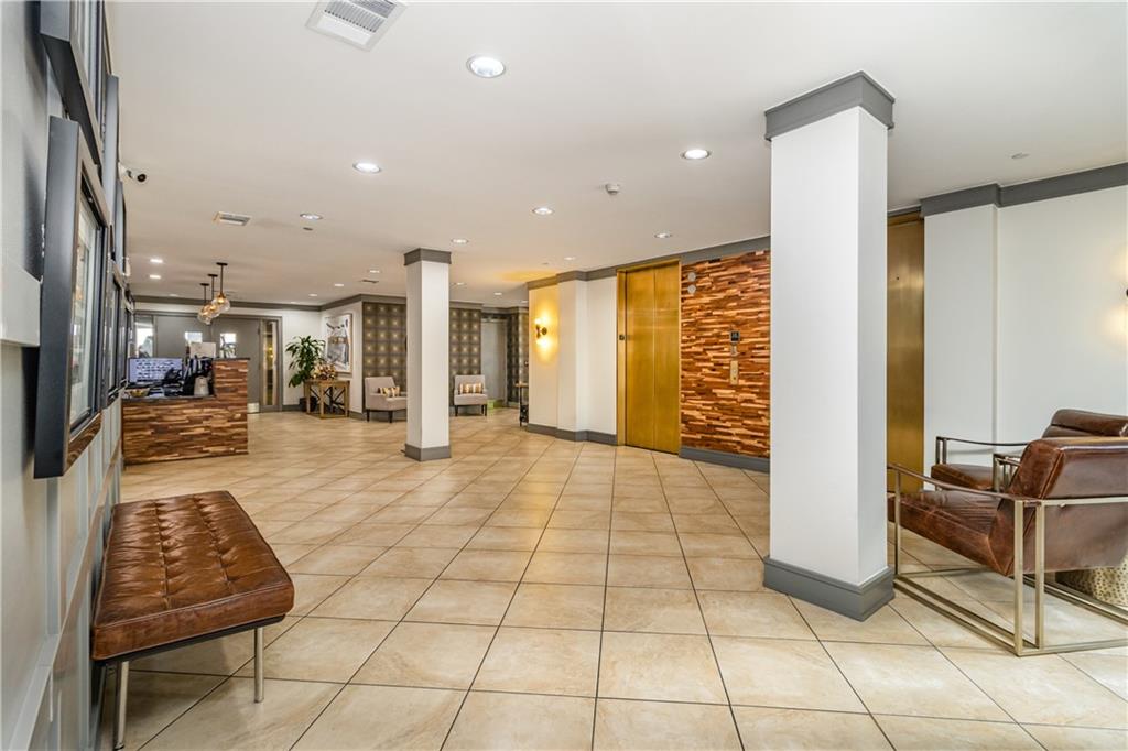 1101 Juniper Street NE Unit 822