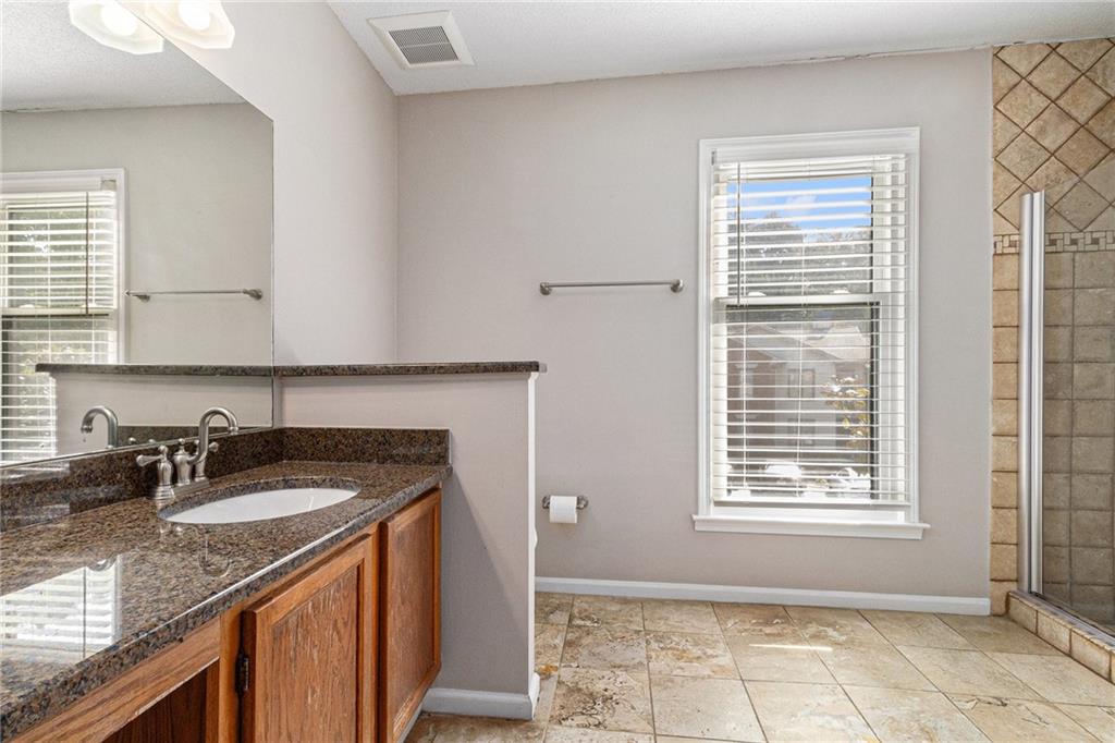 915 Garden Court Unit 915