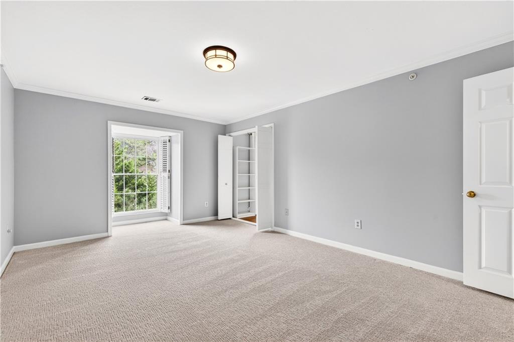 27405 Plantation Drive NE