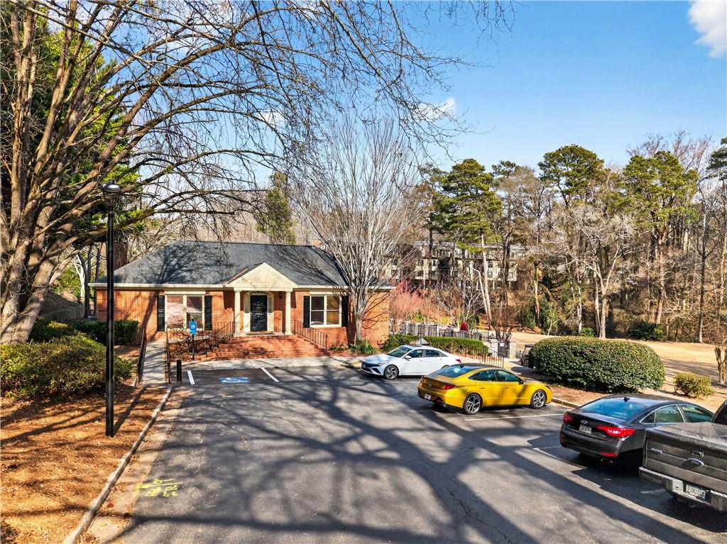 27405 Plantation Drive NE