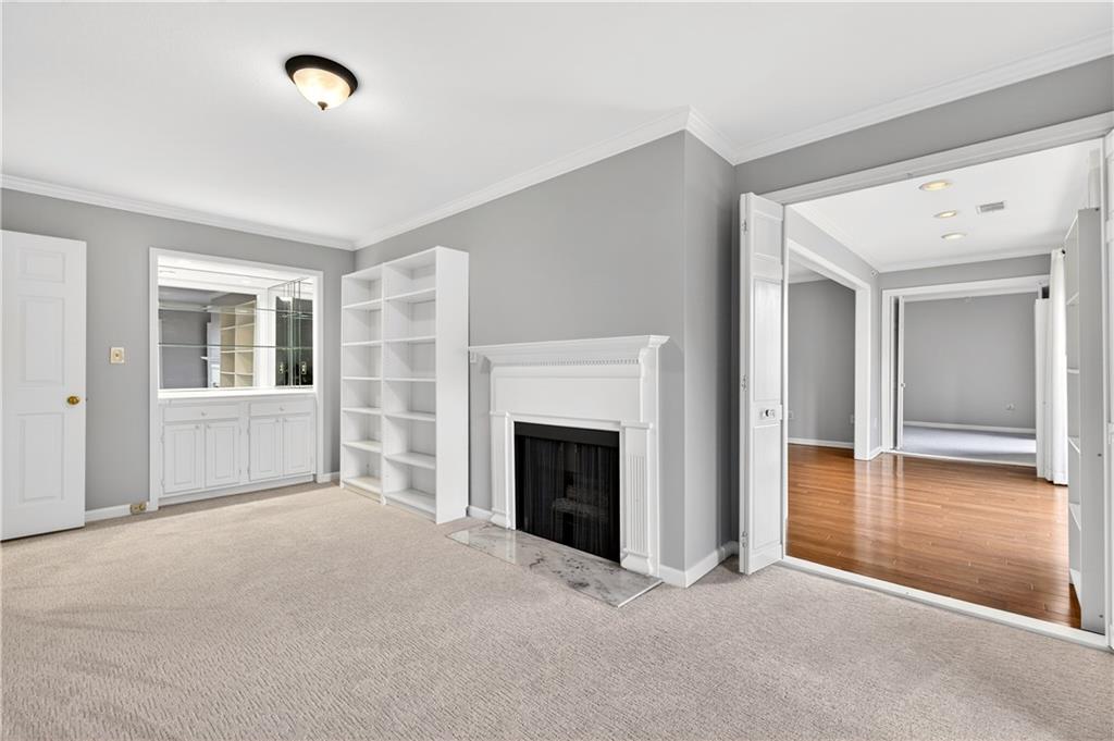 27405 Plantation Drive NE