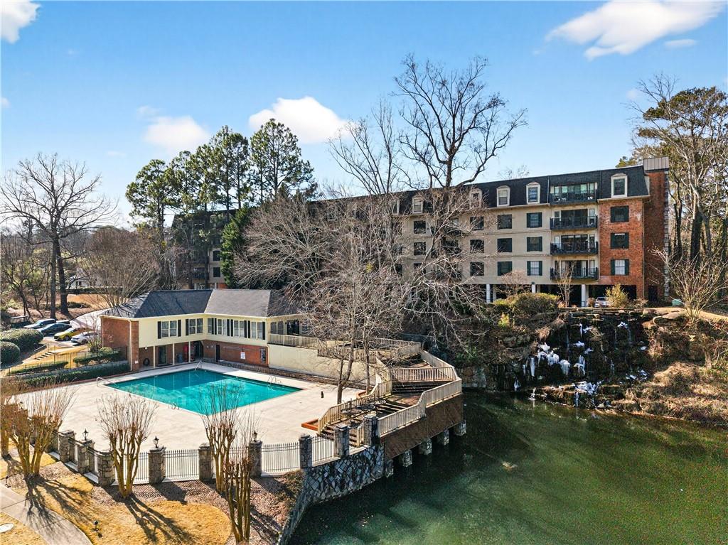 27405 Plantation Drive NE