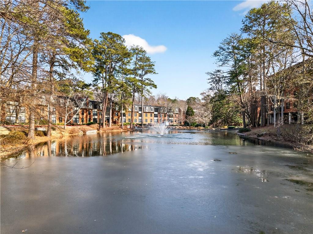 27405 Plantation Drive NE