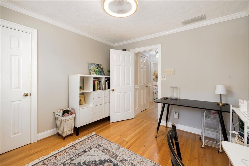 2086 Mountain Creek Court