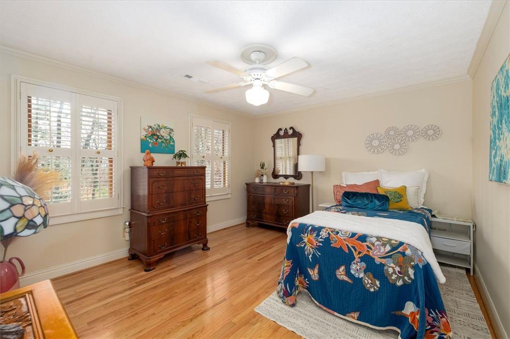 2086 Mountain Creek Court