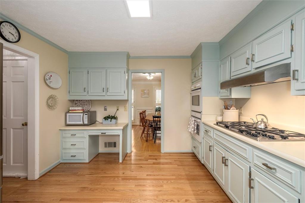 2086 Mountain Creek Court