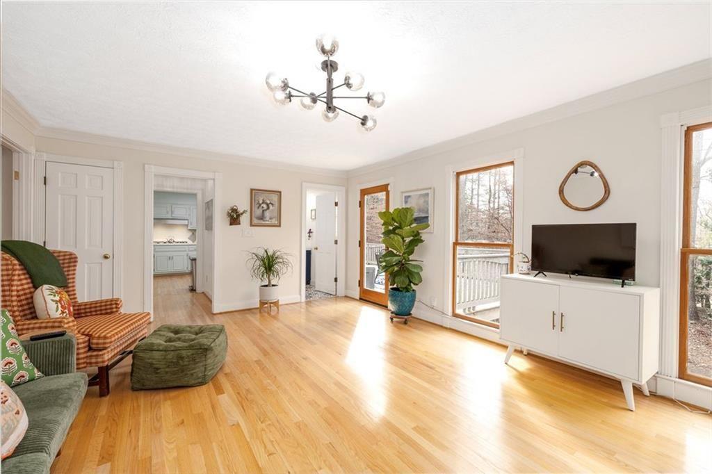 2086 Mountain Creek Court