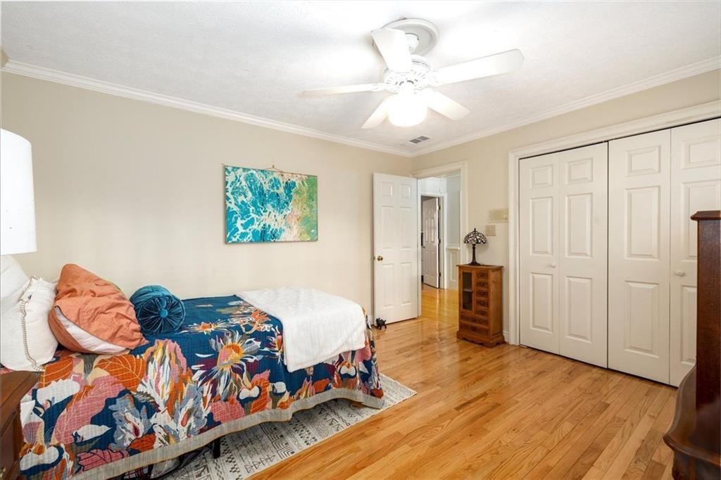 2086 Mountain Creek Court