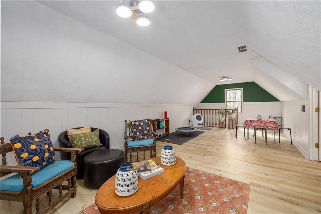 2086 Mountain Creek Court