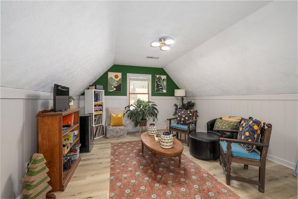 2086 Mountain Creek Court