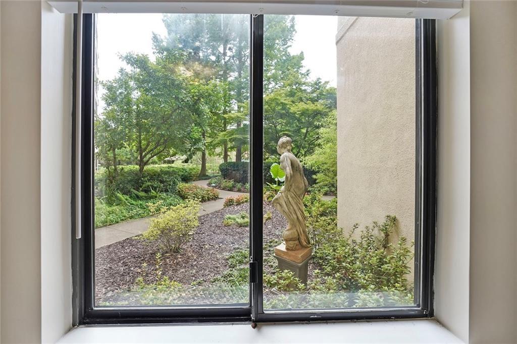 1800 Clairmont Lake Unit A111