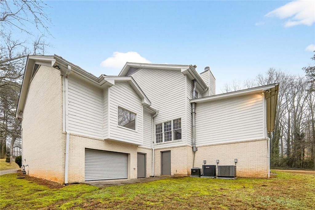 5523 Bahia Mar Circle