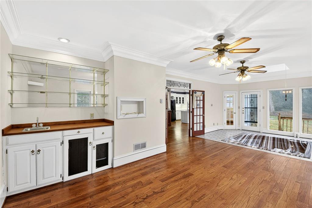 5523 Bahia Mar Circle