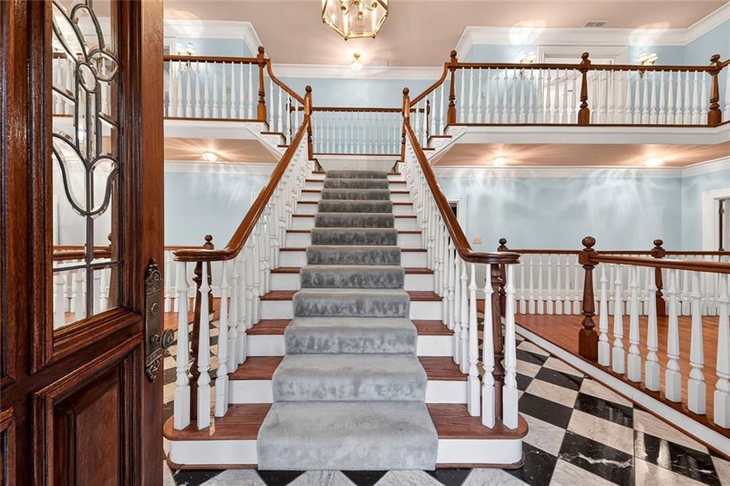 5523 Bahia Mar Circle