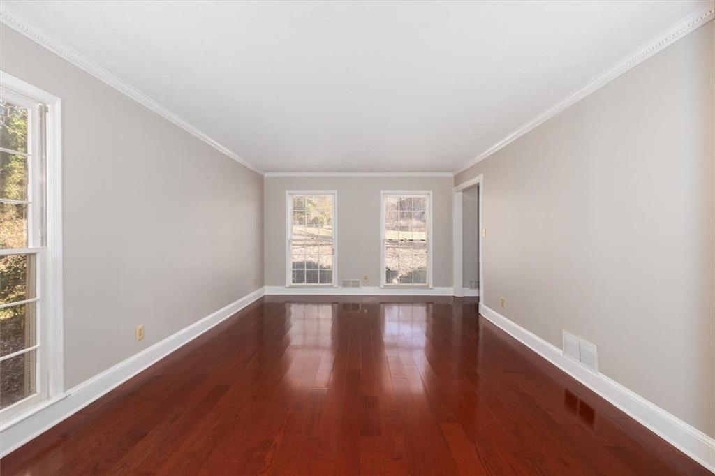 1594 Howell Highlands Drive