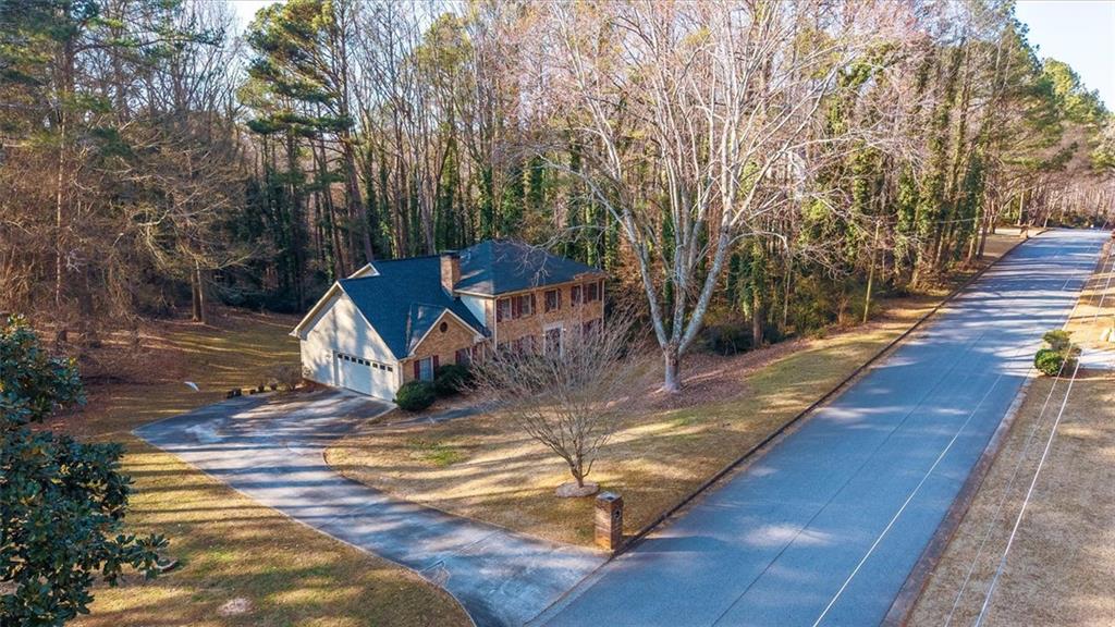 1594 Howell Highlands Drive