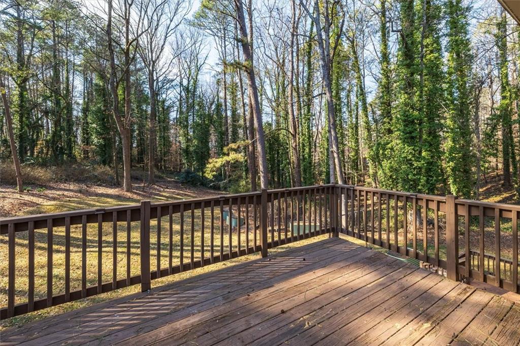 1594 Howell Highlands Drive