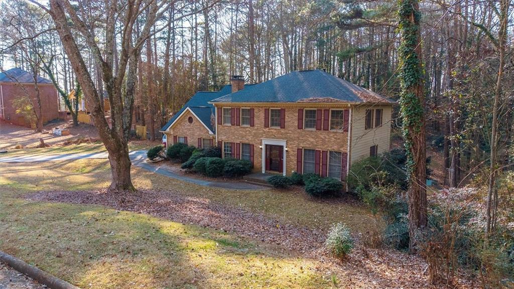 1594 Howell Highlands Drive