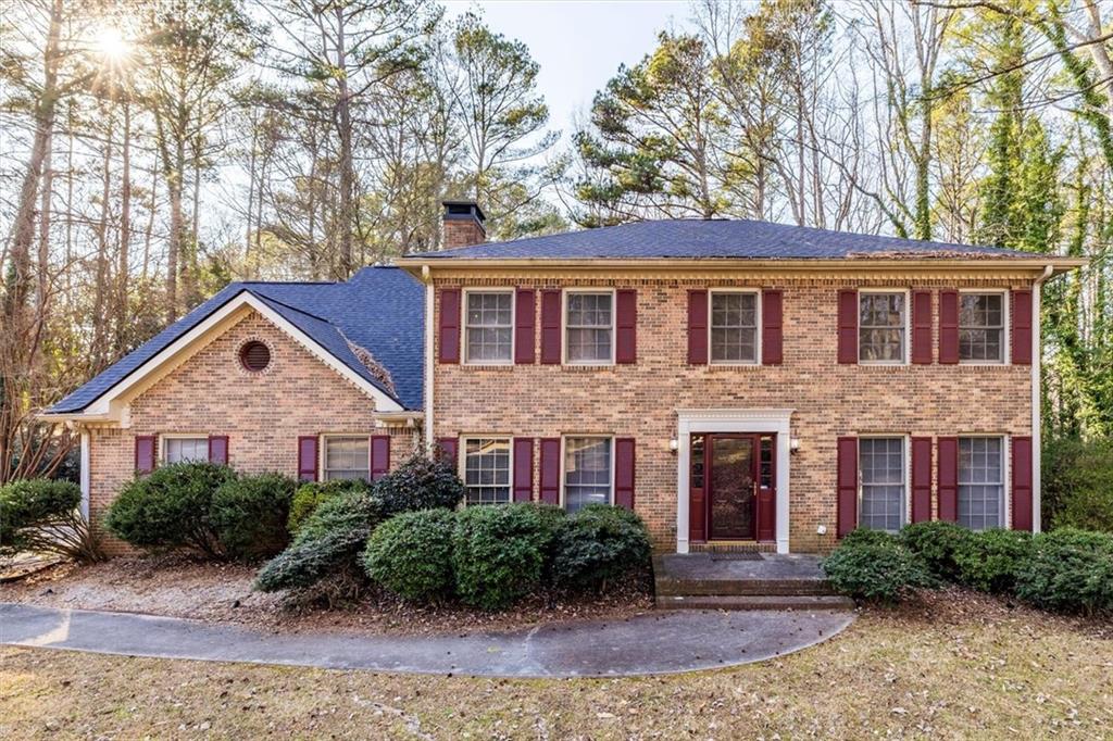 1594 Howell Highlands Drive