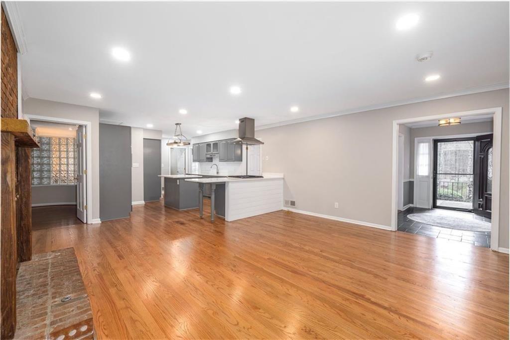 5498 Smoke Rise Drive