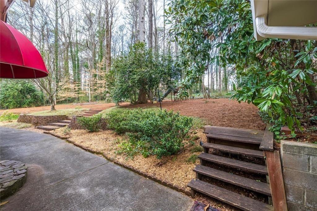 5498 Smoke Rise Drive