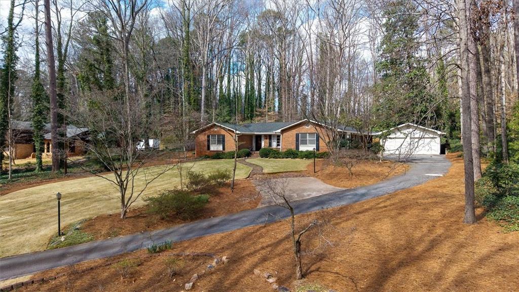 5498 Smoke Rise Drive