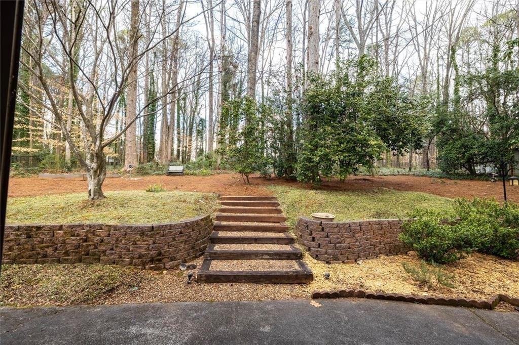 5498 Smoke Rise Drive