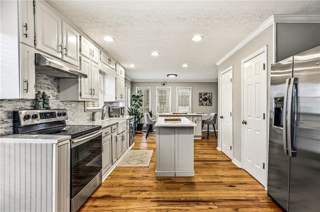 1975 Hunt Crossing Court