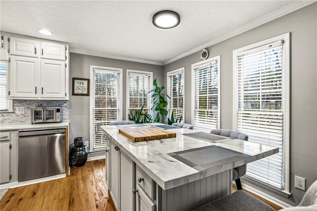 1975 Hunt Crossing Court