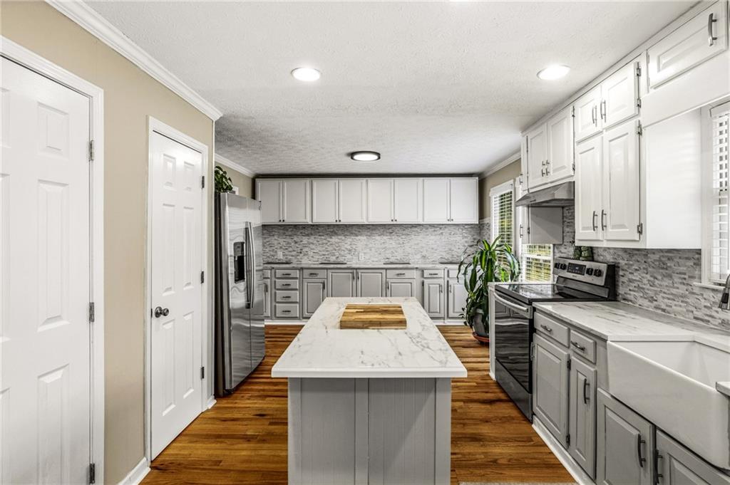 1975 Hunt Crossing Court