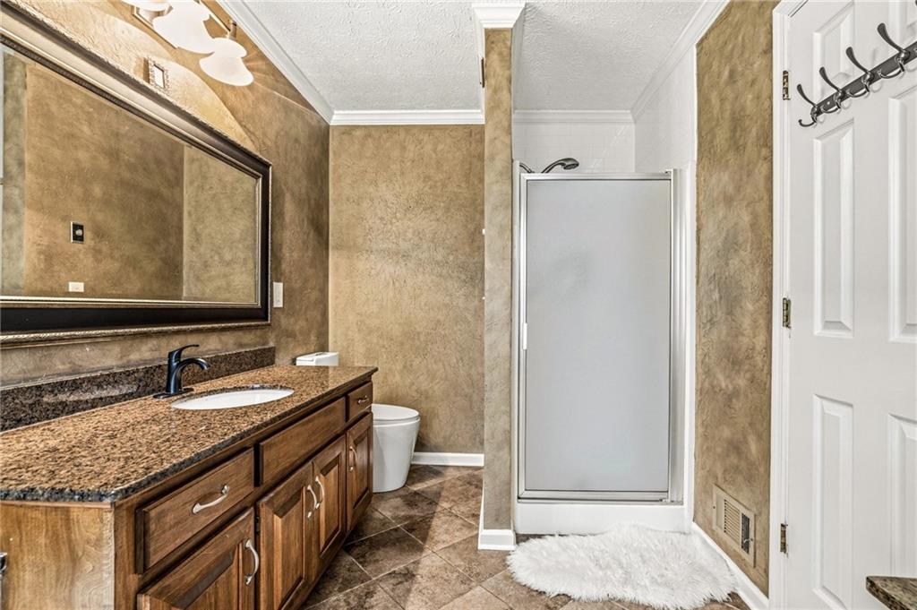 1975 Hunt Crossing Court