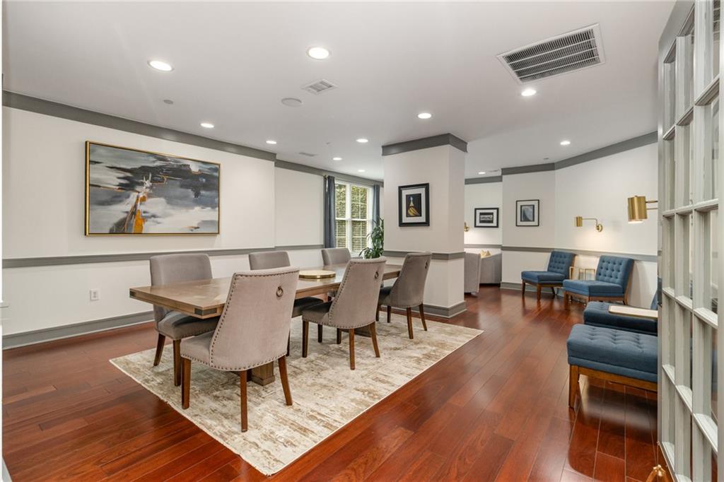 1101 Juniper Street NE Unit 822