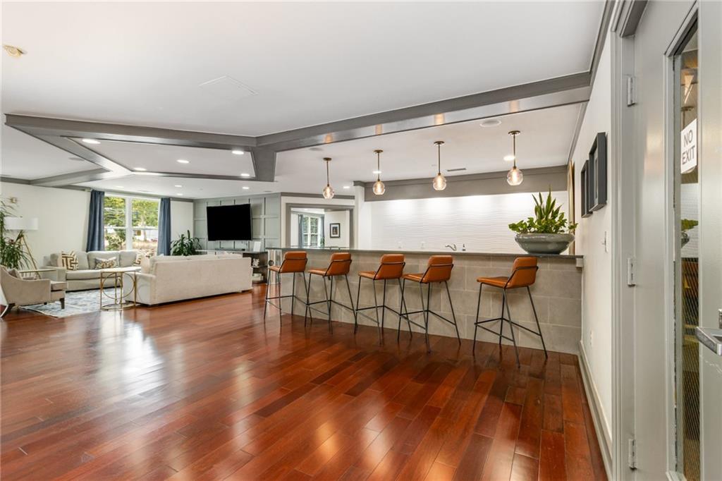 1101 Juniper Street NE Unit 822