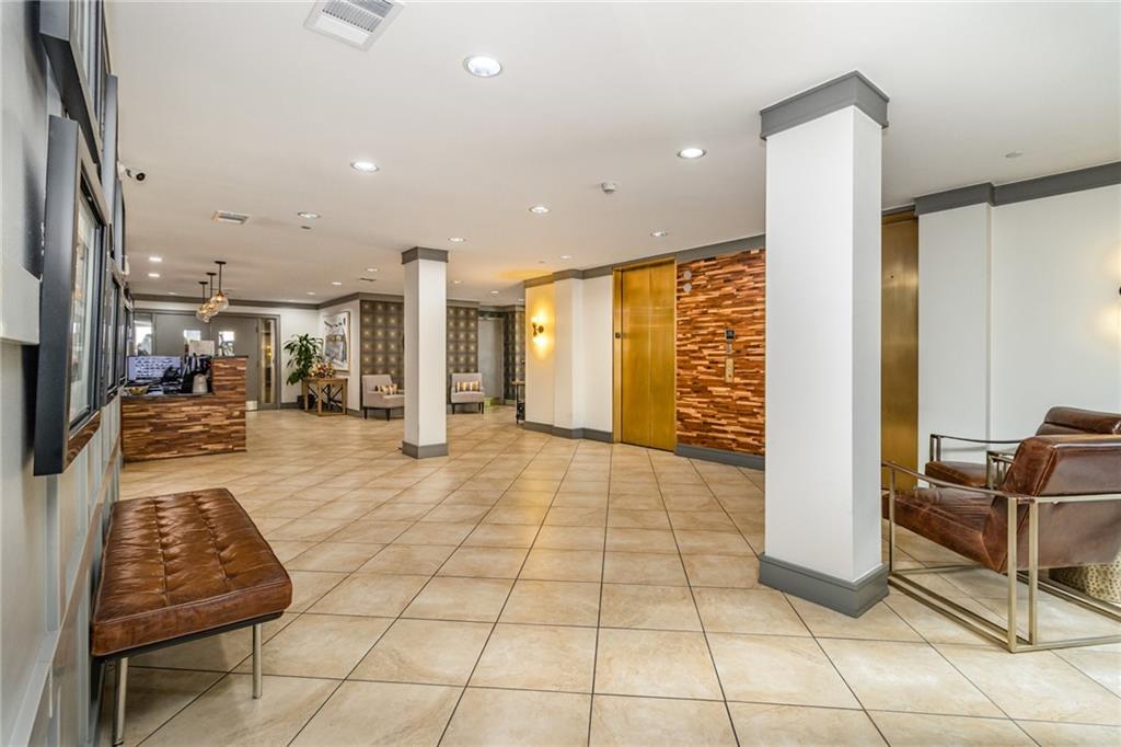 1101 Juniper Street NE Unit 822