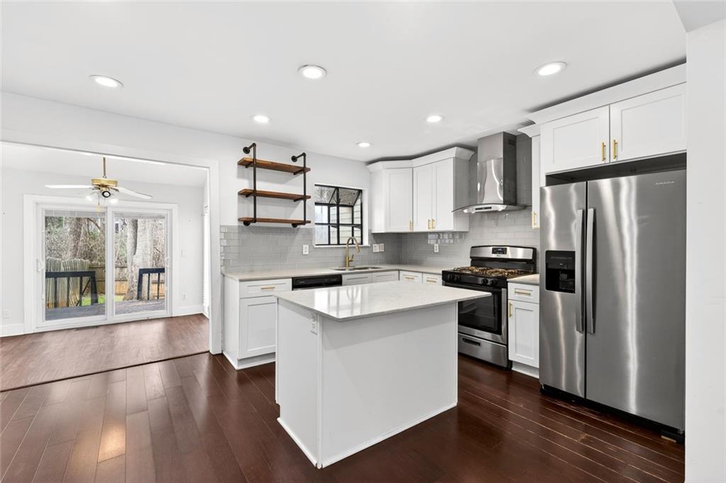 2226 Spring Walk Court