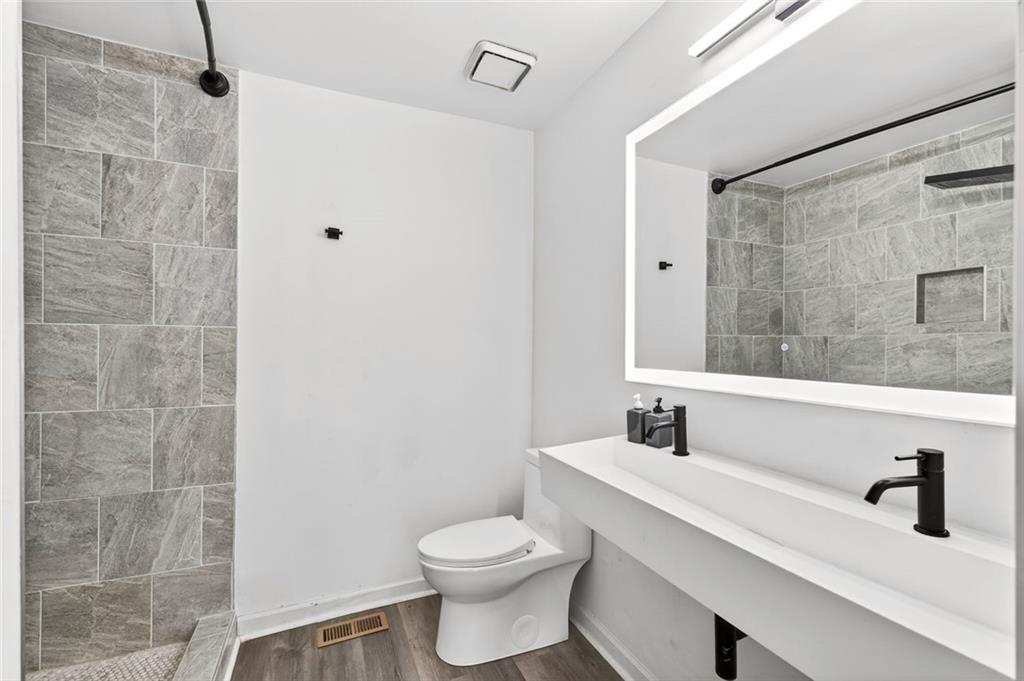 2226 Spring Walk Court