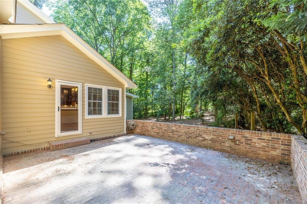 1942 Musket Court