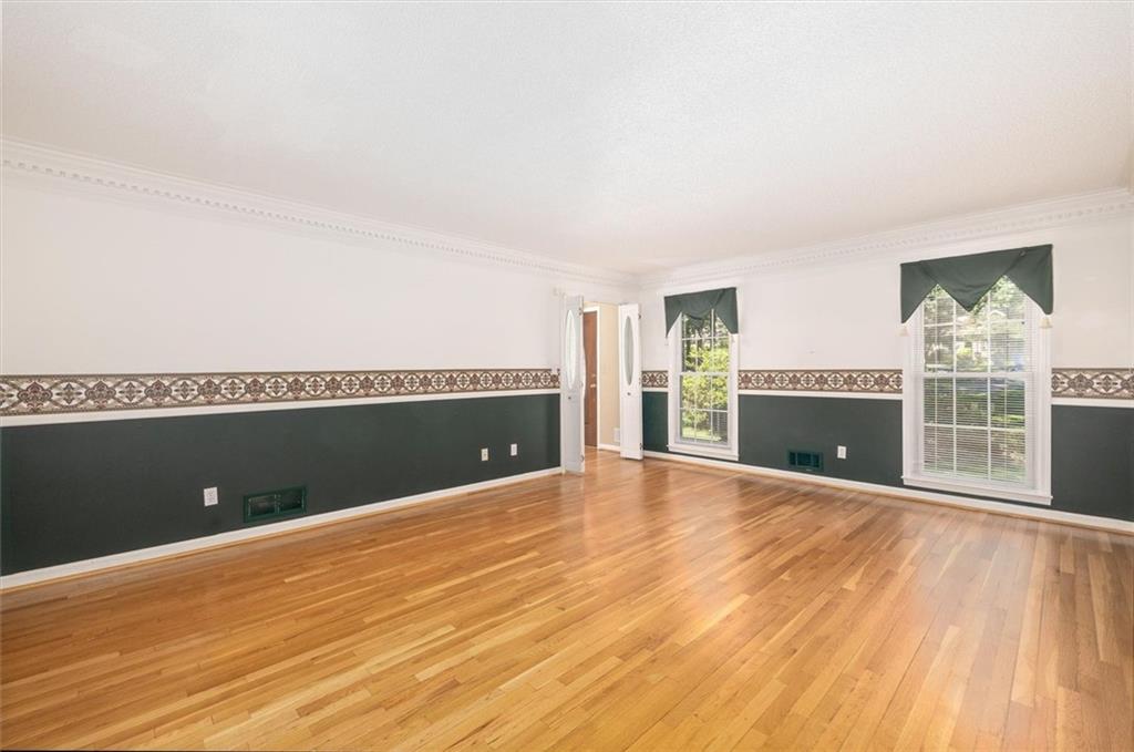 1942 Musket Court