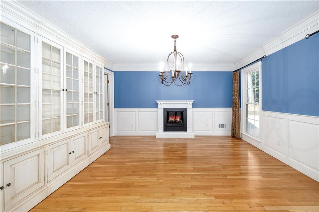 1942 Musket Court