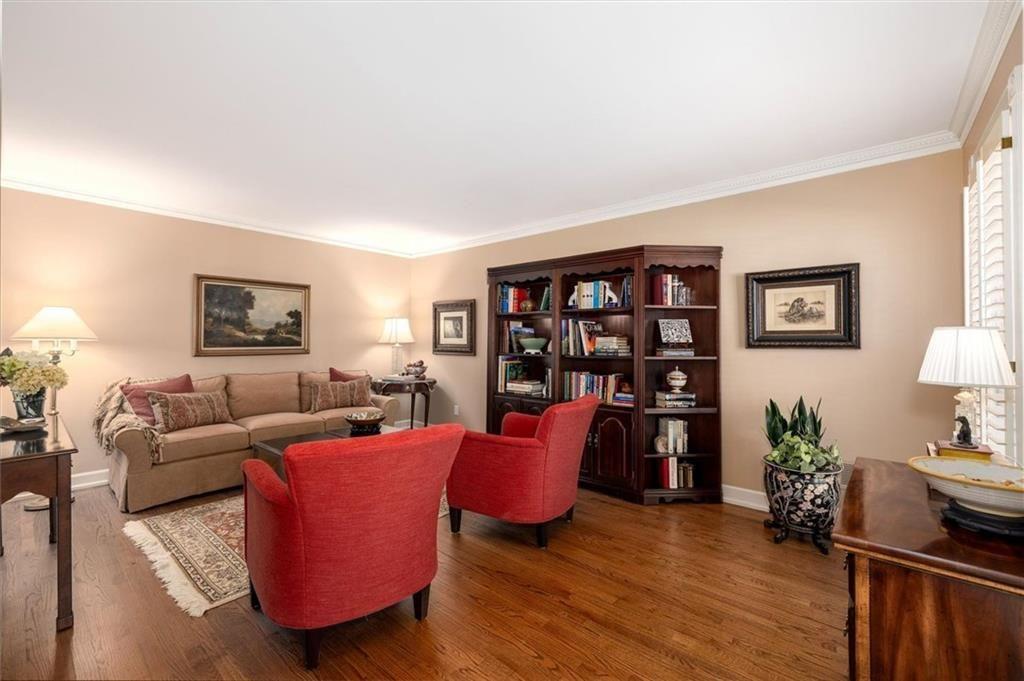 4890 Forestglade Court