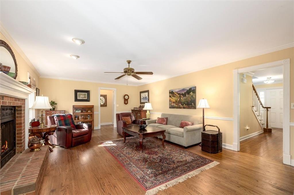 4890 Forestglade Court