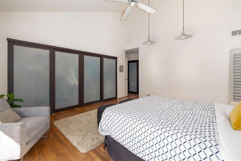 4917 Mountclaire Road