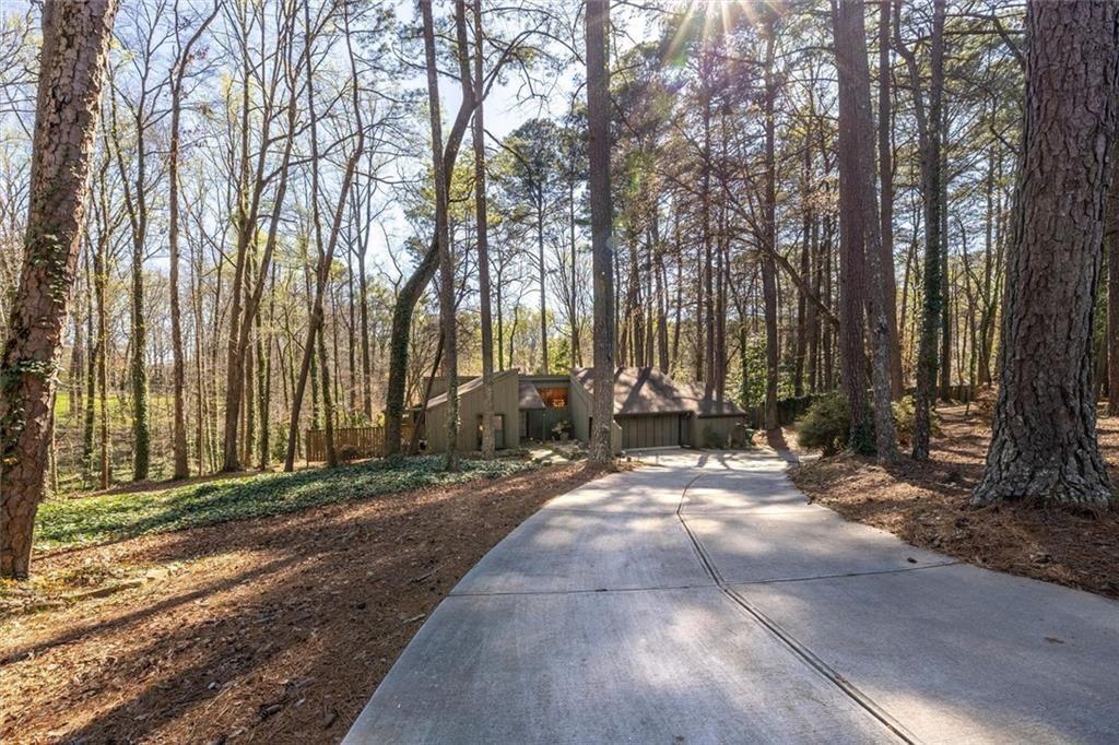 4917 Mountclaire Road