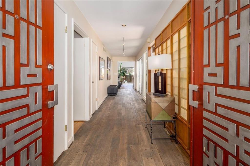 4917 Mountclaire Road