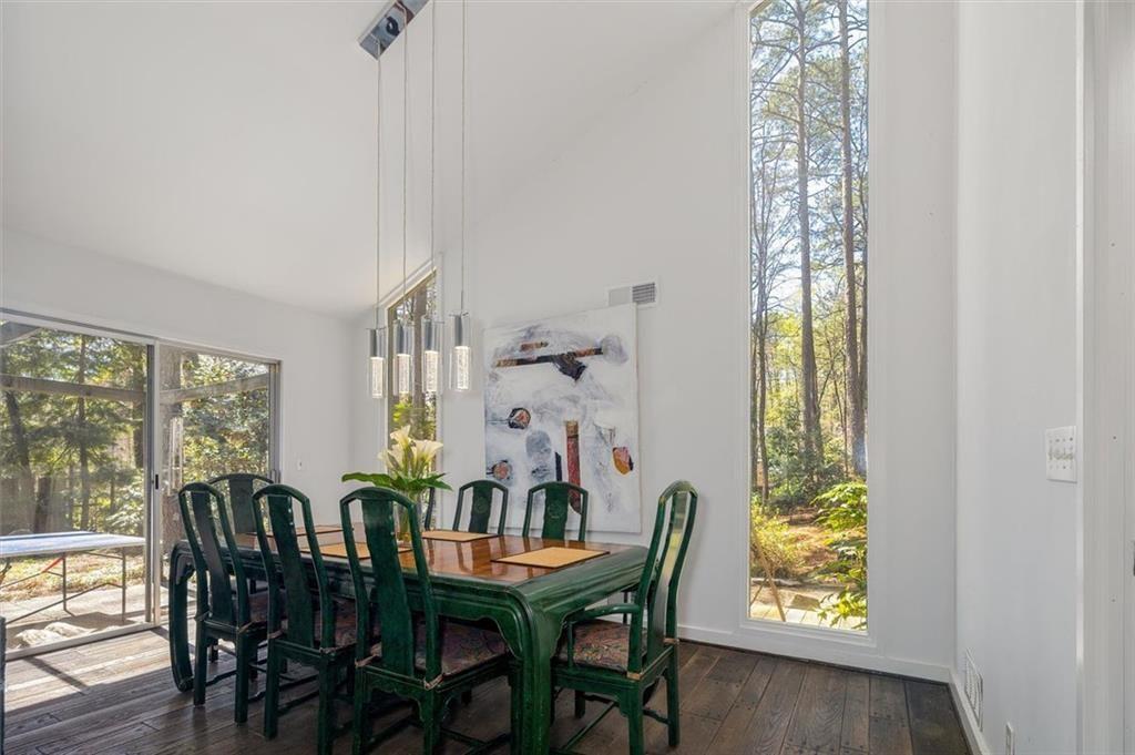 4917 Mountclaire Road