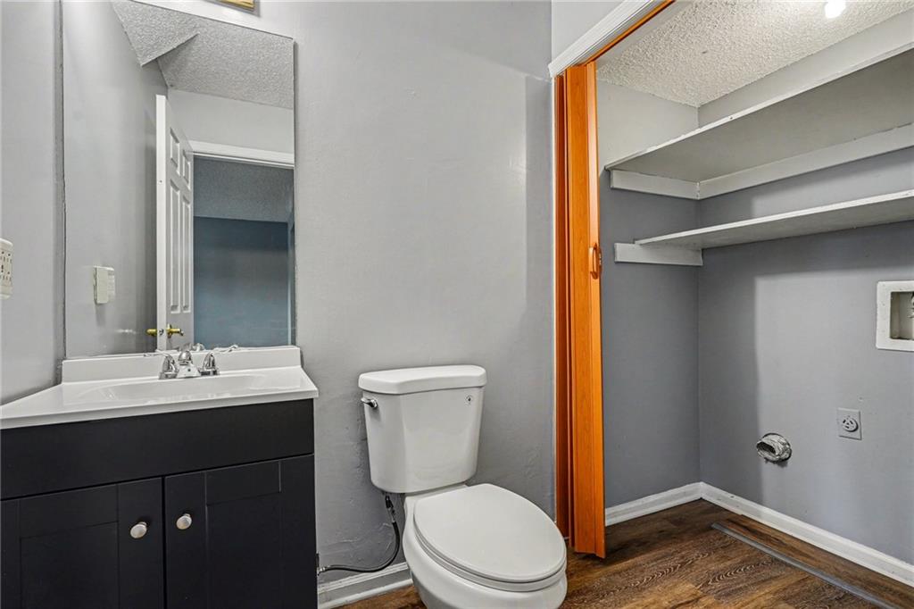 1016 Old Holcomb Bridge Rd Road