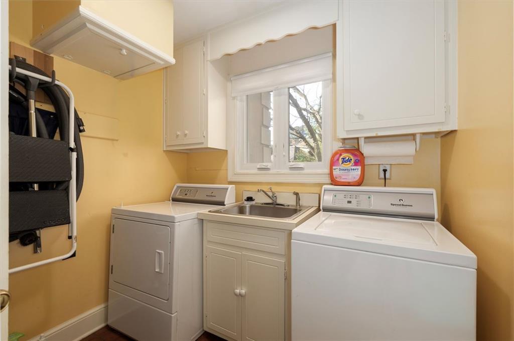 2010 Carrington Court