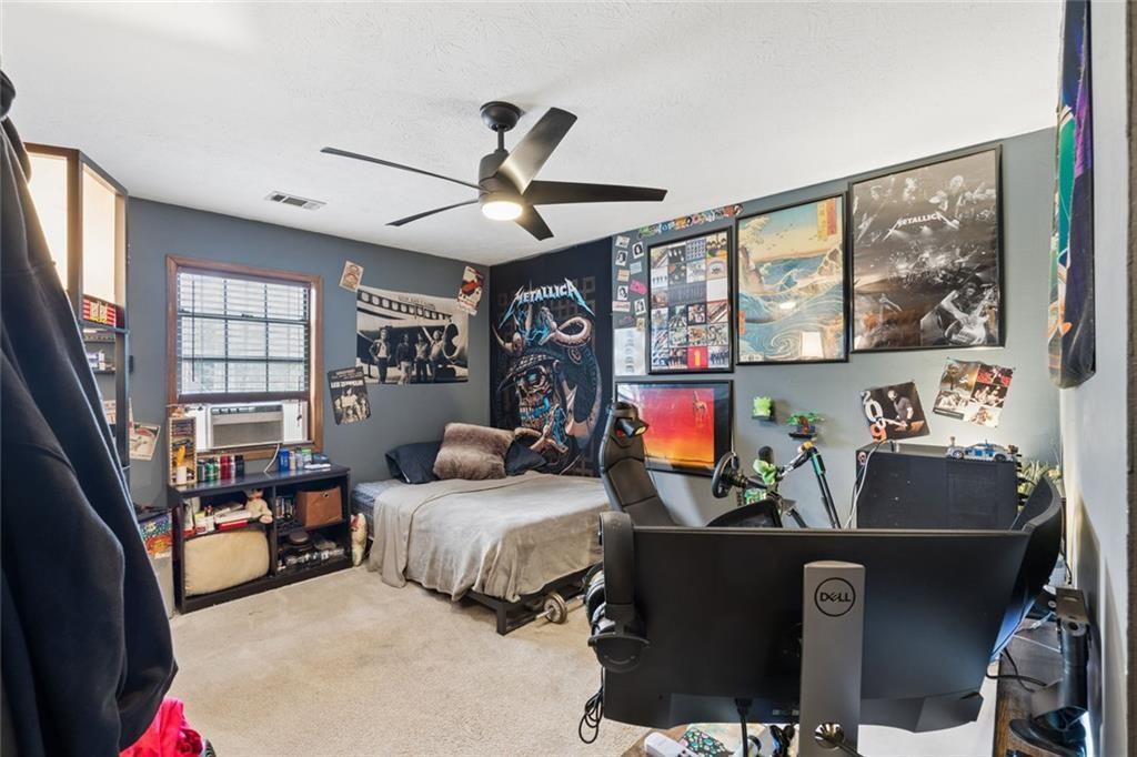 3492 Vista Heights Way SW