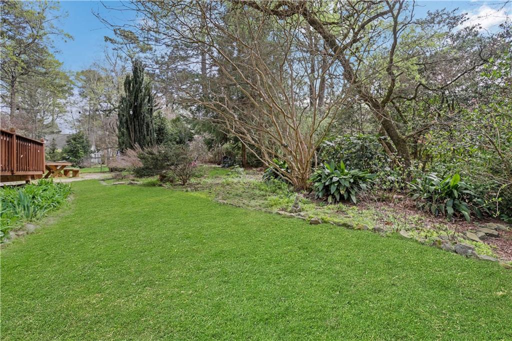 5813 Four Winds Drive SW