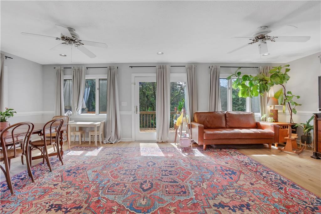 5813 Four Winds Drive SW